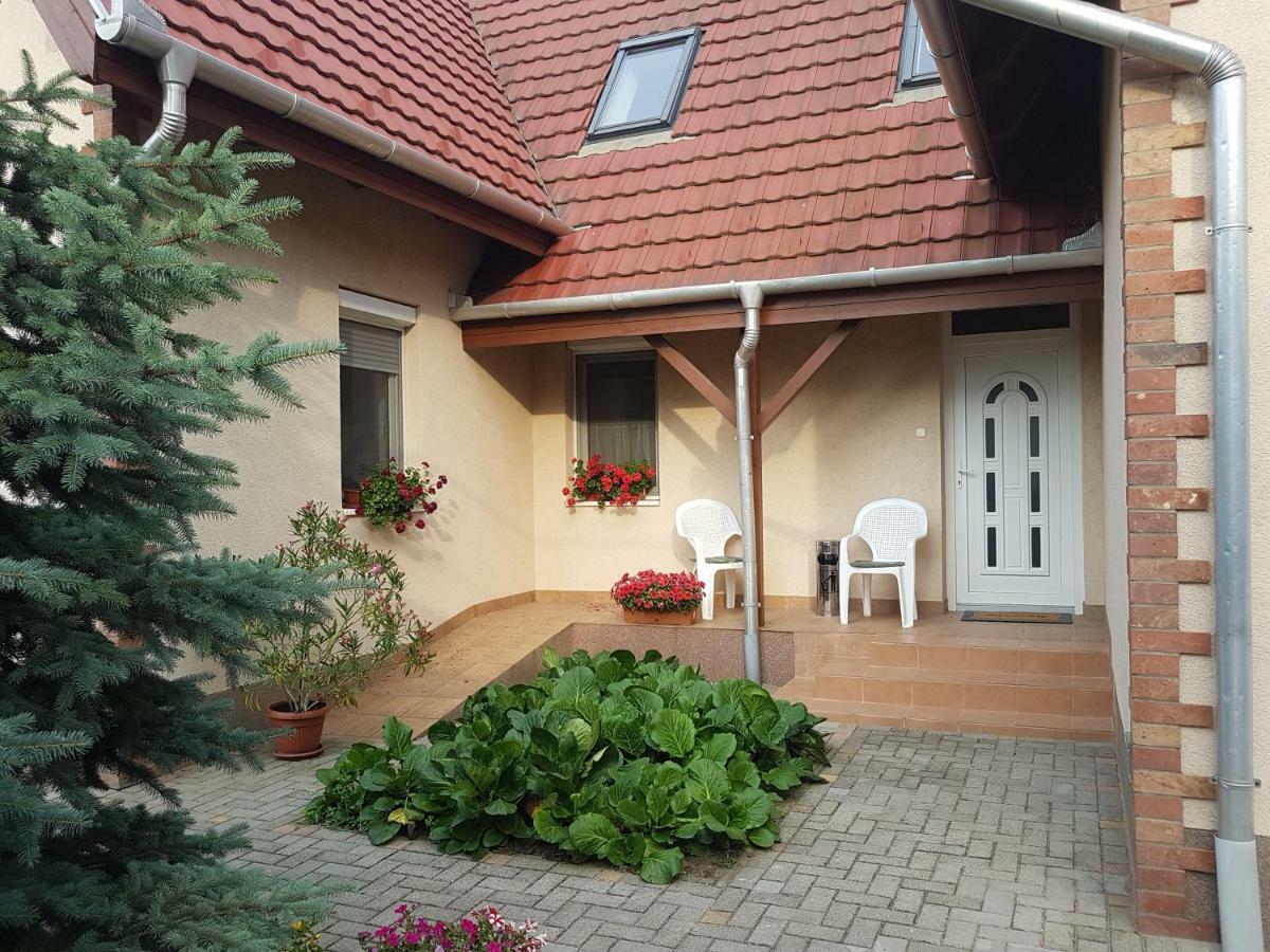 Hajdúszoboszló Villa Bellanova מראה חיצוני תמונה